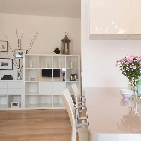 Apartman Altido Exclusive With Parking On The Lake Como Coast Faggeto Lario